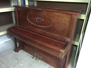 upright piano