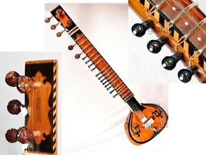 SITAR TAJ STANDARD WITH FIBERGLASS CASE GSM008 AU