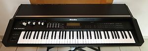 Rhodes VK-1000 Orgel Zugriegel, Masterkeyboard, 76 Tasten,Case
