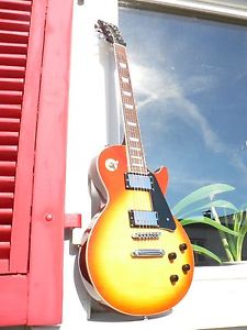 Tokai- Love Rock- Les Paul- sunburst fast neu 2 Jahre alt