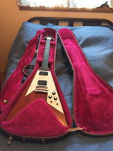 2002 Gibson Flying V Guitar Moon Crescent Inlays Rare Original Hard Cover Case