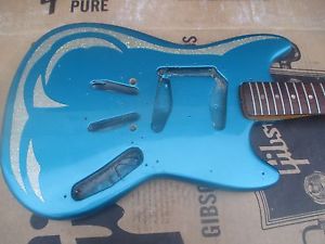 FENDER MUSTANG - made in USA
