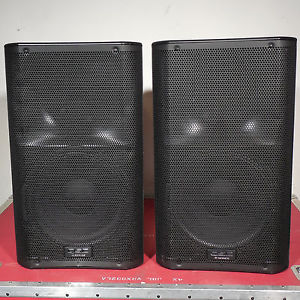 2x QSC K12 Powered 2-Way 12" Speakers K-12 Active Loudspeaker PAIR USED