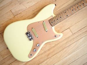 1958 Fender Duo Sonic Vintage Electric Guitar Pre-CBS Desert Sand w/ohc, Mustang