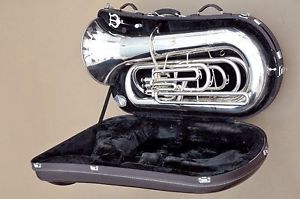 YAMAHA YBB-631S Professional Bb Compensating Tuba 4/4 + Case