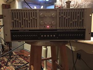 VINTAGE CROWN EQ 2 - MINT, GOLD PLATED, RARE.