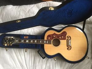 Gibson j200 guitar. Electro Acoustic.
