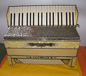 Soprani Castello 120 Bass Accordion 1940s Original Vintage With Case