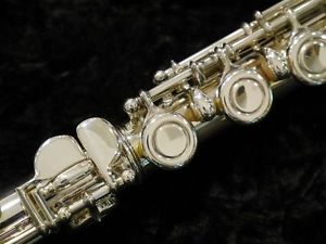 YAMAHA YFL-6112 Used Flute  w/ Hard case