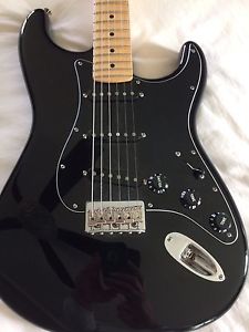Fender Limited Edition 10 For 15 70's Hardtail Special Stratocaster Black USA