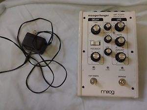 MAKE AN OFFER! Moog Moogerfooger MF-104M Limited Edition White-on-White