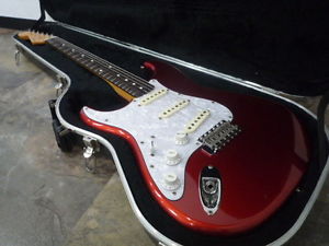 Fender Japan Stratocaster Lefty Candy Apple Red in near mint condition　1984～1987