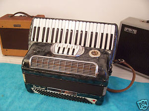 Lo Duca Bros 120 bass Accordion 3/5 Reeds 5-2  reg. Grey Accordian VGC  Italy