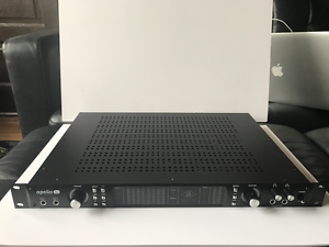 Universal Audio Apollo 8P QUAD ThunderBolt