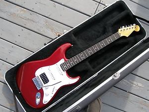 Fender Stratocaster w/ Suhr pickups & Warmoth Neck.