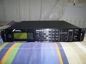 FRACTAL AUDIO AXE FX II XL , en perfecto estado
