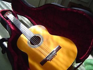 VV: MINT hand-made in Spain all solid wood Juan Montes 135M flamenco guitar DEAL