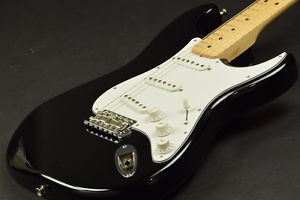 Fender Japan Stratocaster Standard ST-STD Black  Maple From Japan
