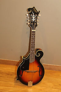 LlKE NEW: Left Handed, "F-Style" Mandolin w/ Strap