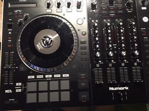 Numark NS7II Digital DJ Controller