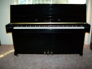 Nordiska Upright/Console Piano