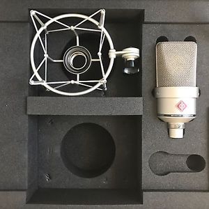 Neumann TLM103 Condenser Cable Professional Microphone MINT w/SHOCKMOUNT + CASE