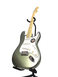 Fender American Standard Stratocaster, Maple Fingerboard, Jade Pearl Metallic