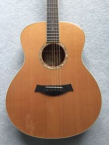 Left Handed Taylor GS5 Acoustic Guitar