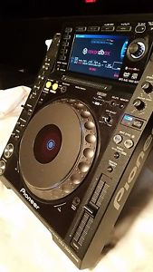 Pioneer CDJ-2000 NEXUS  Professional Multi Player CDJ2000 CDJ-2000 Nexus