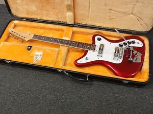 VINTAGE 1960's WURLITZER WILDCAT GUITAR w/CASE  CANDY APPLE RED JETSONS