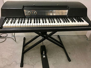 WURLITZER ELECTRIC PIANO 200, FREI VERSAND D.Ö.CH