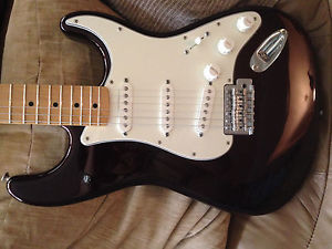 stratocaster strat PURPLE built with american parts sbk hard case