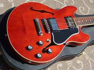 Gibson Custom Shop ES 339 2012 Cherry Red Semi Hollow Body Guitar USA  w Case