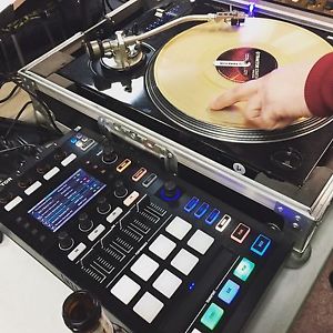 Traktor Kontrol D2 (Pair) Controllers Native Instruments