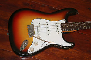 1965 Fender Stratocaster (FEE0933)