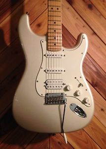 FenderUSA AMERICAN STANDARD HSS Blizzard Pearl 2009 FREESHIPPING from JAPAN