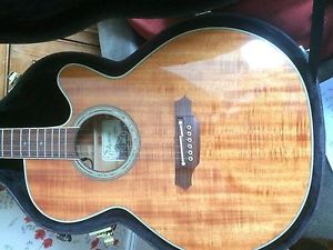 beautiful sounding  Takamine guitar +extras ROLAND CUBE 20X AND ULTRA-D1 BOX