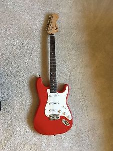 Fender Squier Stratocaster red guitar (Comes With Soft Cover Case)