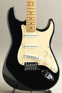 Fender American Standard Stratocaster MOD Black 1999 with Hard Case From Japan