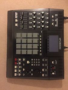 AKAI PROFESSIONAL MPC 5000