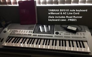 YAMAHA S910 61 Note Arranger Keyboard with accessories