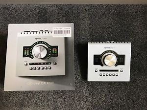 UAD Apollo | Twin 'Solo' w/ UAD Plugin Bundle