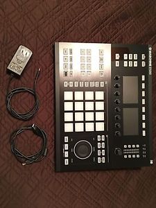 Native Instruments Maschine Studio