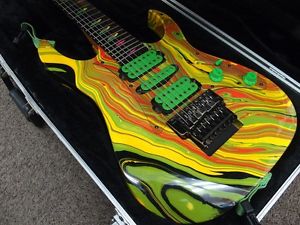 Ibanez UV77MC Steve Vai Signature