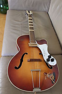 Höfner Jazz Gitarre, 1960er Jahre, Framus-Tonabnehmer, inkl. Koffer