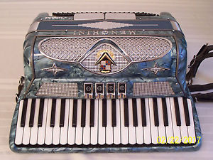 MENGHINI Midget  120 bass Blue  Accordion 4 - 2 reg. Accordian VGCond. Morbidoni