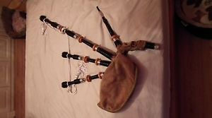 Bagpipes by Piob Mhor Blairgowrie 1981