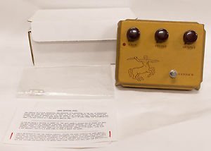 Klon Centaur Professional Overdrive Gold Guitar FX Effect Pedal W/ Box & Manual