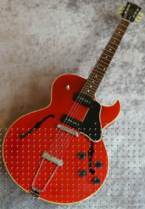 Gibson ES-135 Cherry Used  w/ Hard case