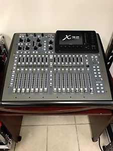 Behringer X32 Compact Mixer